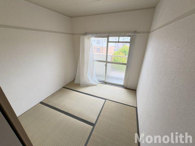 鶴山台18号棟の和室