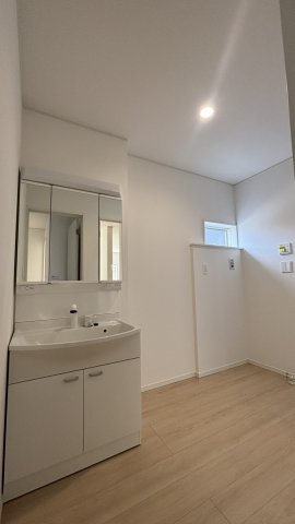 手城町3丁目　2/2の居間・リビング