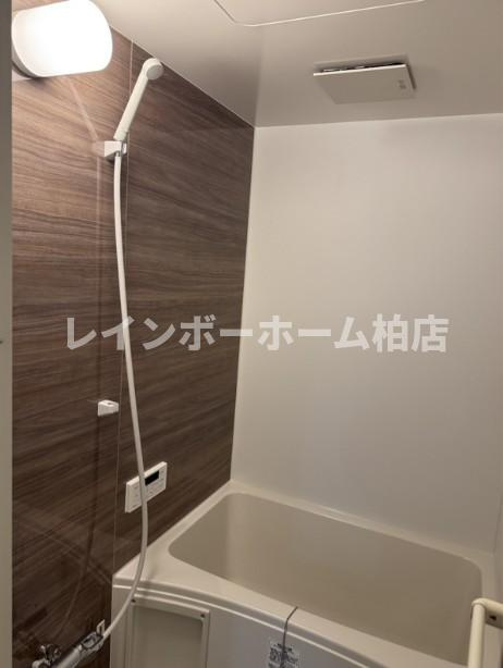 ＼＼【LINE連絡可】接客・申込・契約すべてオンライン完結可／／の浴室|※別部屋参考写真。