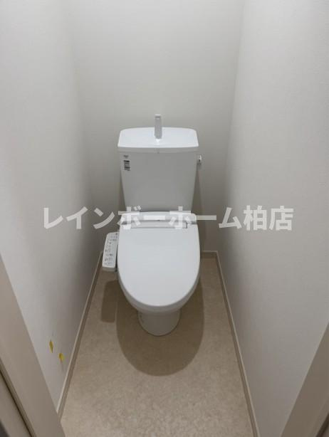 ＼＼【LINE連絡可】接客・申込・契約すべてオンライン完結可／／のトイレ|※別部屋参考写真。