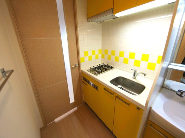 名古屋市中区新栄１丁目の賃貸マンションのキッチン