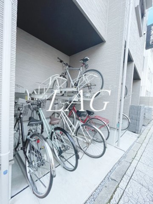 【その他共用部分】 | REVE大宮 | 駐輪場です。