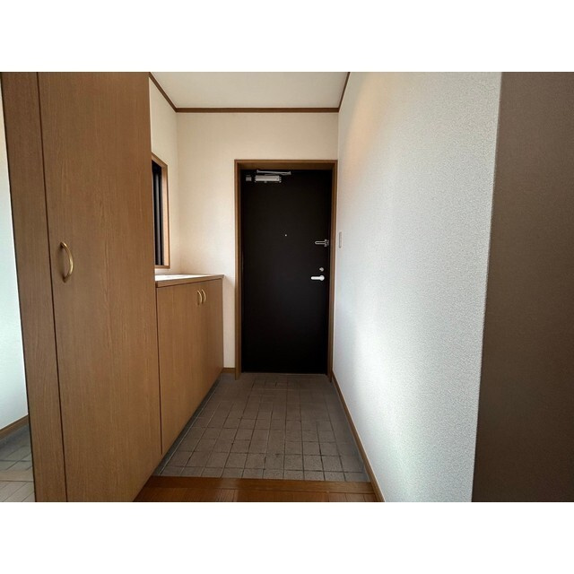 ホープ花屋敷の玄関
