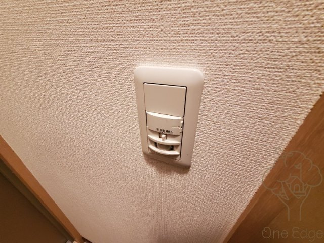 コンフォール南森町の玄関