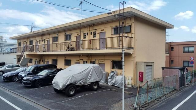 福生市北田園２丁目のアパートの外観