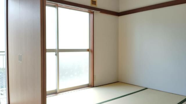 福生市北田園２丁目のアパートの寝室