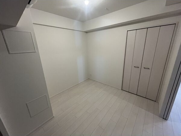 スプランディッド上本町WESTの洋室