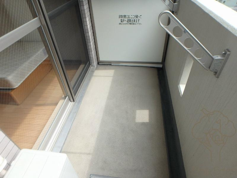 トゥールロワイエ北梅田のバルコニー