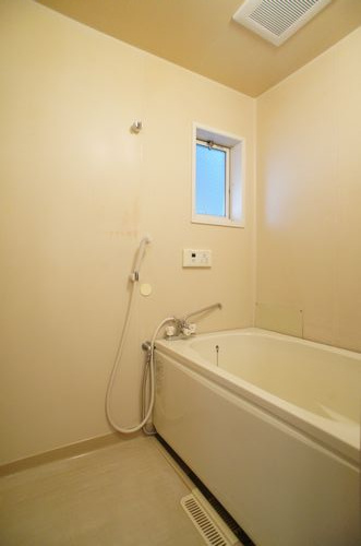 ヴィラライラックの浴室|※ほかの部屋の写真です