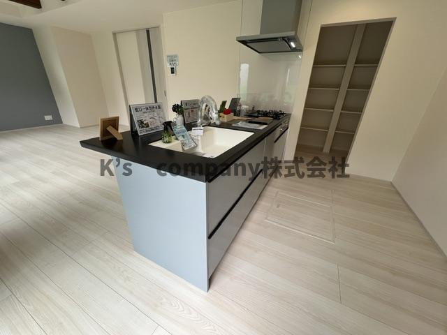 茅ヶ崎市ひばりが丘　新築戸建　2号棟のキッチン|キッチンスペース◇◇