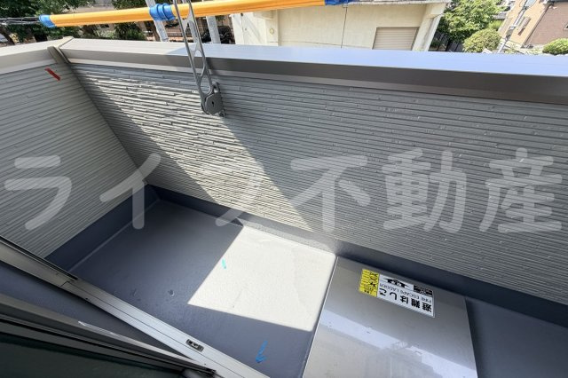 フジパレス中野公園北のバルコニー