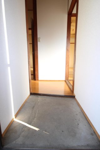 第一ふじ荘の玄関