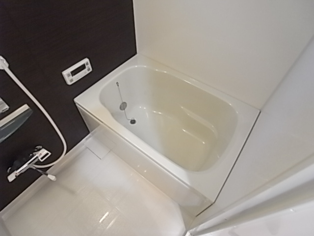 フォレストメゾン門戸の浴室