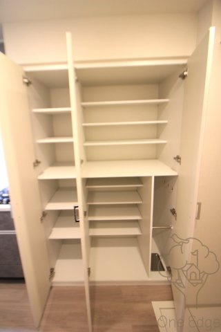 リビオメゾン西天満の玄関