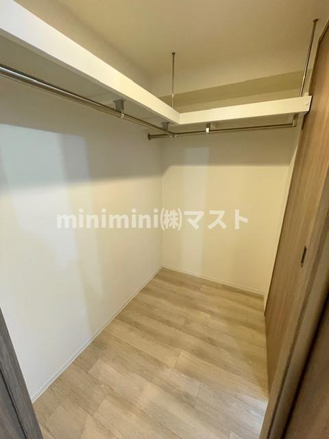 コンフォリア・リヴ博労町一丁目Ｑの収納