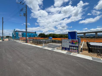 【前面道路含む現地写真】 | 磯城郡田原本町黒田全4棟2号棟