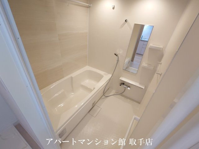 ベル・コリーヌＢの浴室