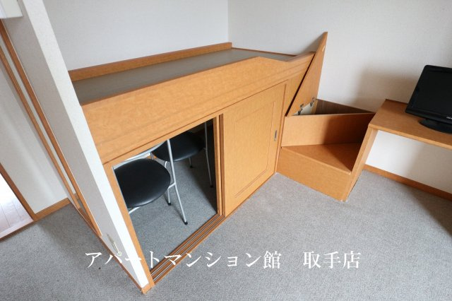 レオパレス湖北の収納