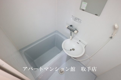 【浴室】 | レオパレス湖北 | 画像5