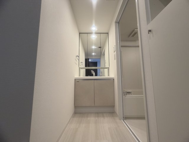 アルファスマート明石東野町の独立洗面台
