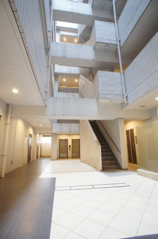 ヴィーダ・スカイコート品川のその他共用部分|1階共用廊下