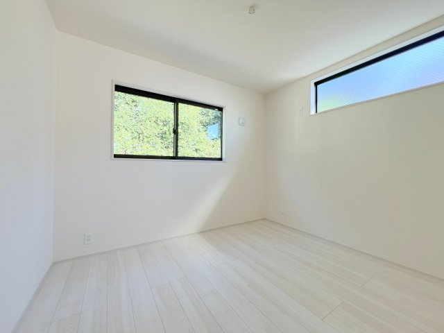 福生市福生　新築戸建全3棟の洋室|【洋室2】5.7帖