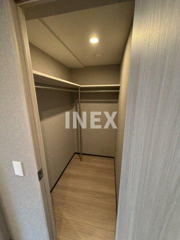 横浜市西区宮崎町の賃貸マンションの収納
