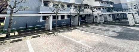 リアライズ柏Ⅱの駐車場