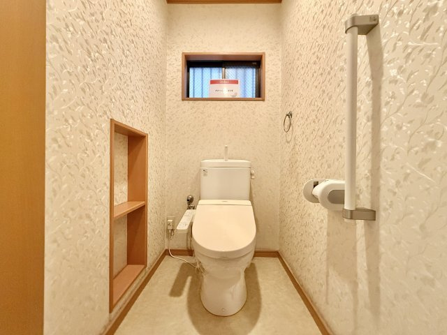 西区歌里町戸建のトイレ|１Fトイレ