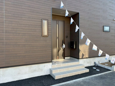 【エントランス】 | 土合本町１丁目４号棟 | 施工例　ご見学はお気軽に0476-37-3888までお問合せ下さい！