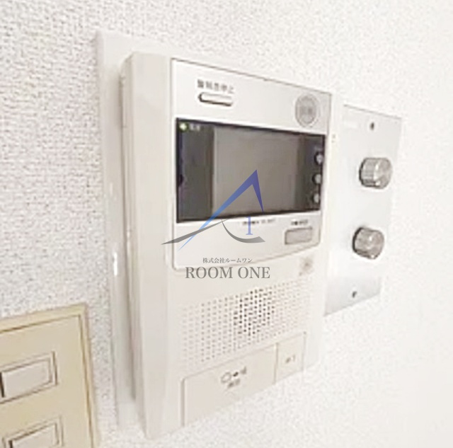 ヴェラハイツ大森のセキュリティ|モニター付きインターホンです。