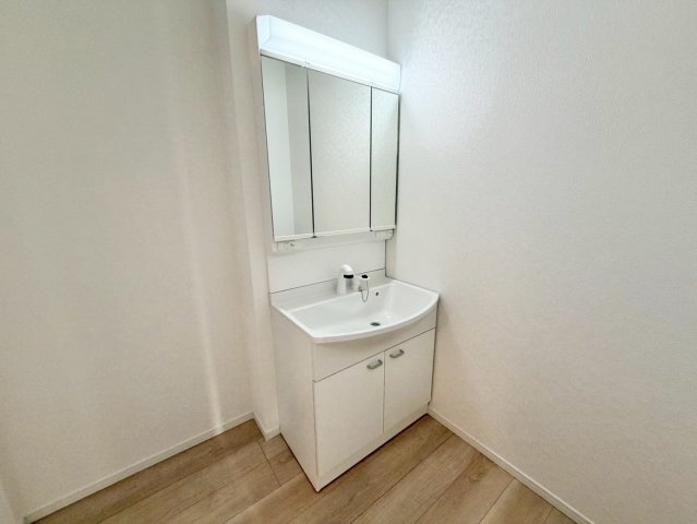 【独立洗面台】 | 土合本町１丁目3号棟 | 施工例　ご見学はお気軽に0476-37-3888までお問合せ下さい！