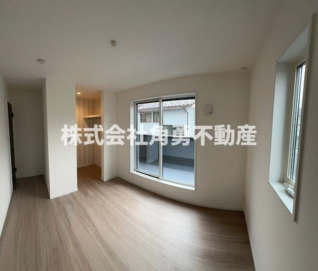 小田原市第1南町　新築一戸建て　2号棟の内観：施工例|《施工例》洋室