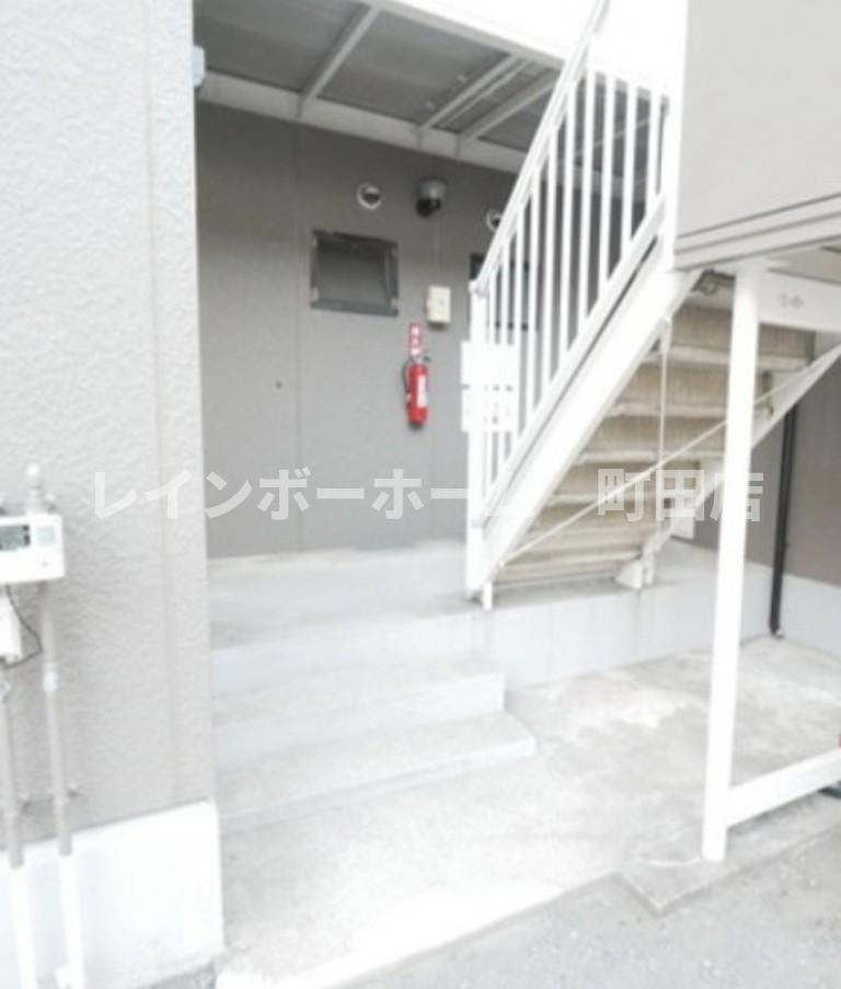 ＤＷＥＬＬ−ＡＺＵＳＡ2※初期費用分割あと払いサービス利用可能物件のエントランス