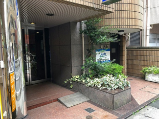 【エントランス】