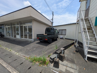 【駐車場】 | 久里店舗 | 3店舗共用駐車場
20260703_久里店舗C号室_撮影