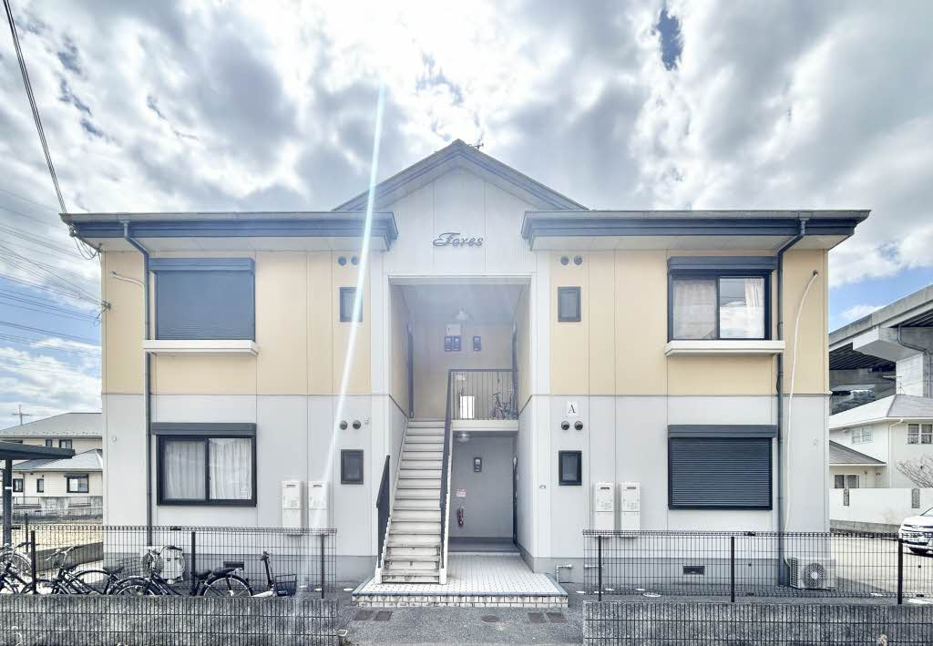 フォーレス佐土　A棟