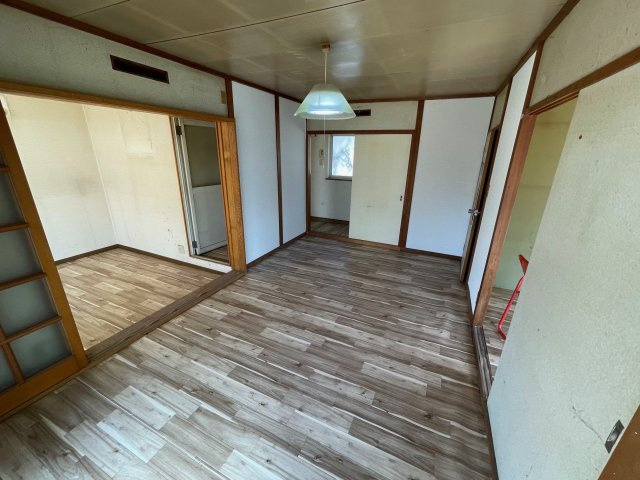堤根平屋借家の内装