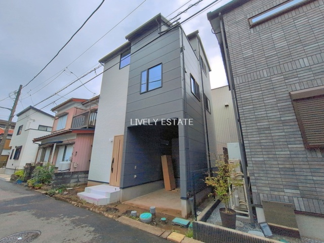 越谷市大字袋山 新築分譲住宅の外観