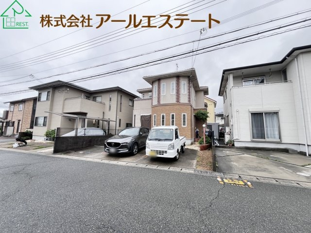 加古川市平岡町土山　　中古戸建の外観