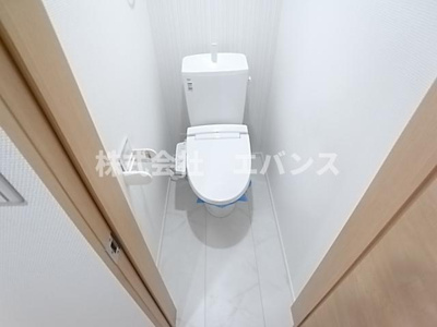 【トイレ】 | R-EIGHT | ゆったりとした空間のトイレです