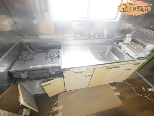 高砂市荒井町小松原4丁目　中古戸建のキッチン
