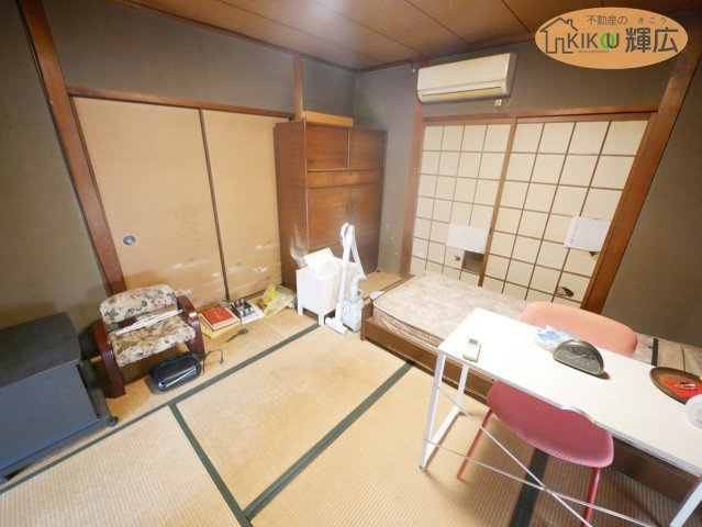 高砂市荒井町小松原4丁目　中古戸建の寝室