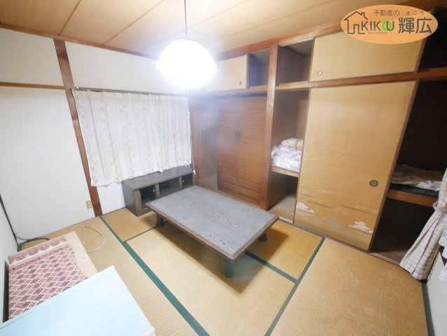 高砂市荒井町小松原4丁目　中古戸建の寝室