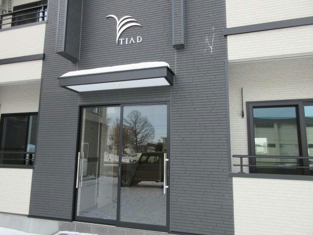 TIADの外観