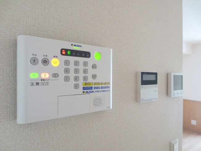 【セキュリティ】 | ウエスト ヴィレッジⅡ A棟 | Ａ107 ホームセキュリティ TVインターホン