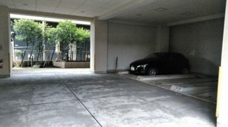 【駐車場】 | アブニール根岸