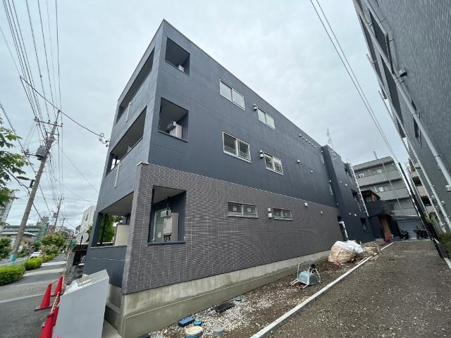 府中市美好町３丁目のアパート