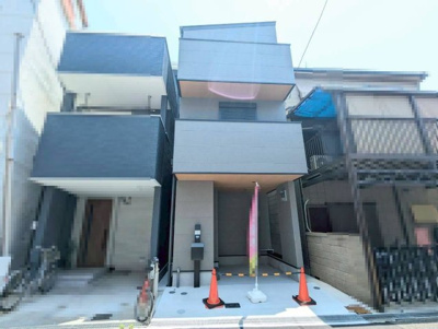 【外観】 | 香ヶ丘町１丁　新築一戸建 | ウエルシア堺砂道店まで徒歩９分