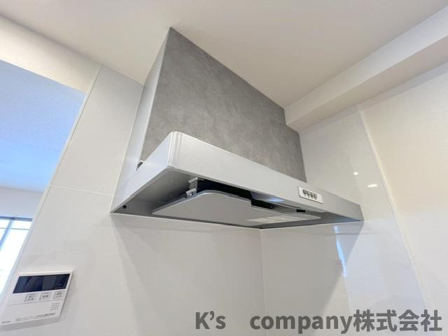 茅ヶ崎市十間坂3丁目　グレイス湘南茅ヶ崎のキッチン|お手入れのしやすいスリムタイプのレンジフード◇